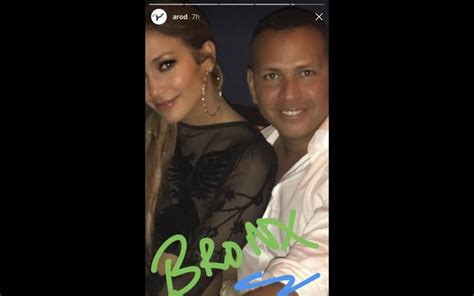 Jennifer Lopez Aos Anos Mais Sensual Que Nunca Maria Pt