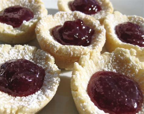 Shortbread Cookies With Jam Created By Diane Recipe Jam Cookies Shortbread Recipe Easy