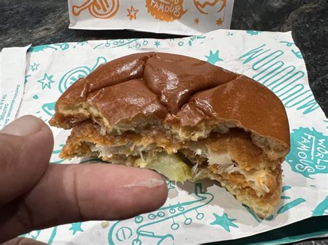 Popeyes Classic Flounder Fish Sandwich Review: How Does It Taste ...