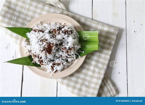 Kuih Kaswi stock image. Image of dessert, drink, brown - 81685805