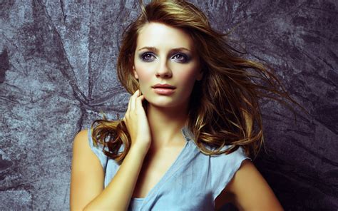 Mischa Barton