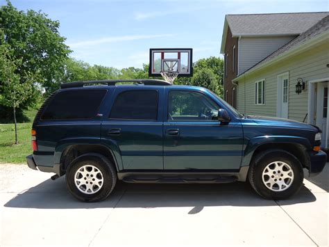 2005 Chevy Tahoe Front Grill