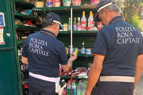 Roma Chiosco Horror Nel Quartiere Trieste Merce Scaduta Da Anni