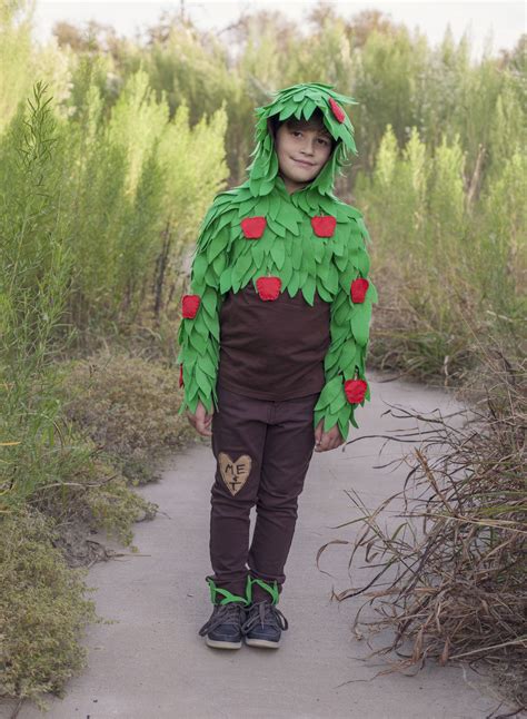 The Giving Tree Costume Idea Felt Leaves With Felt Apples Filled With