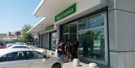 En prisión preventiva cinco asaltantes a un banco en Quilicura