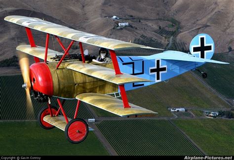 Fokker DR1 Triplane | Vintage aircraft, Aircraft, Aviation