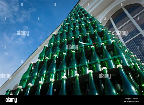 Abrau Durso (Abrau Dyurso Stock Photo - Alamy