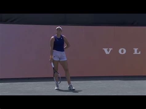 Caroline Dolehide Vs Linda Fruhvirtova Live Wta Tennis Charleston