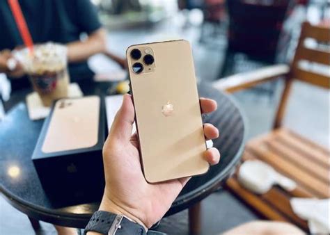 Giá Iphone 11 Pro Max Mới Nhất Ngày 27 1 “khai Xuân” Giảm Hơn Nửa Giá Quá ấm Lòng Các Fan