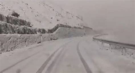 Il Passo Della Forcola Chiuso Per Troppa Neve Alto Il Pericolo Valanghe