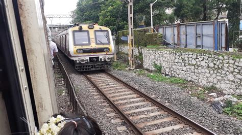 Mumbai Local Train Ki Race Ho Rhi Hai Aaj Dekho Bhai Kitni Speed Se