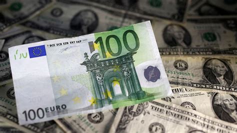 L Euro Restera Faible Mais Vitera La Parit Avec Le Dollar Pour L