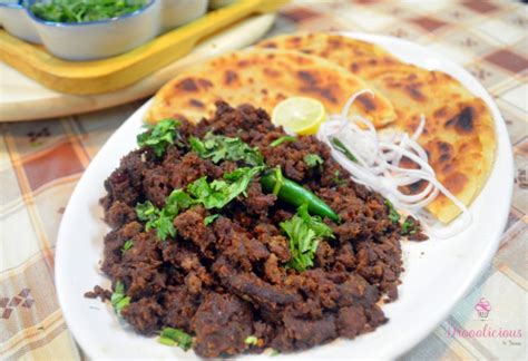 7 Famous Kebabs You Must Try in Lucknow - My Yellow Plate