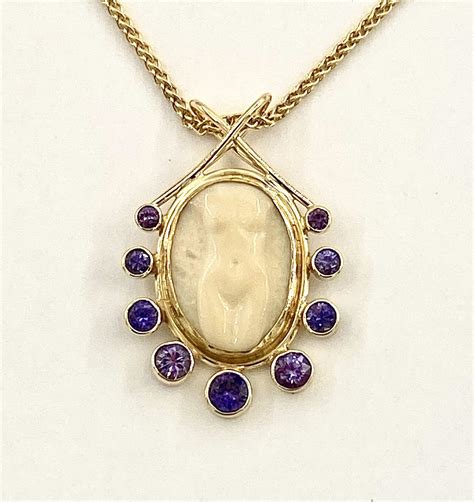 Naked Lady Pendant Spirer Jewelers