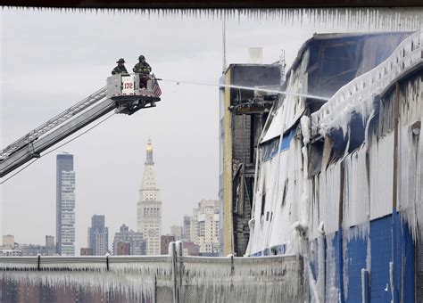 Alarm Fire Engulfs Brooklyn Nyc Warehouse Time