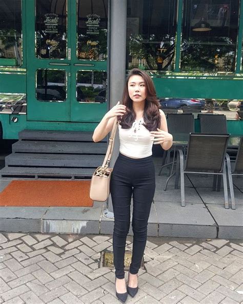 Cewek Hot Instagram Cewek Seksi Montok Mulus Toket Gede Instagram