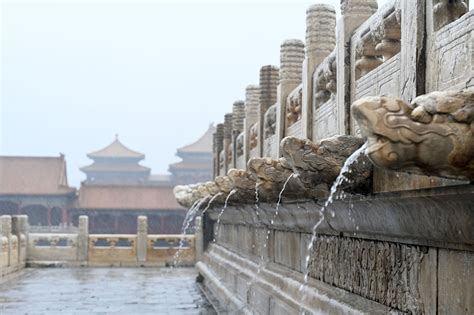 北京暴雨｜號稱600年不積水故宮罕見水浸 專家解釋因垃圾塞渠 新浪香港