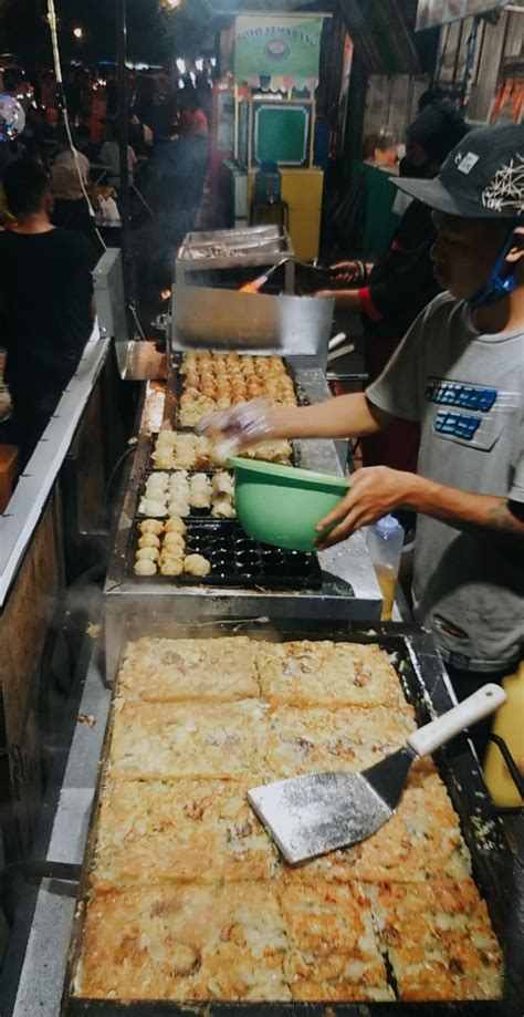 street food makanan