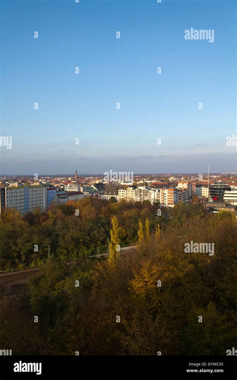 Berlin wedding hi-res stock photography and images - Alamy