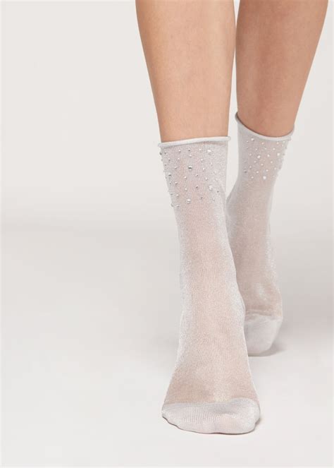 Chaussettes Blanches Apparentes Comment Les Porter Avec Style