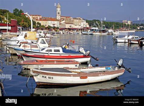 Shuttle Boote Hi Res Stock Photography And Images Alamy