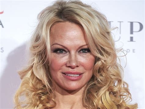 Pamela Anderson falará sobre sex tape em documentário da Netflix
