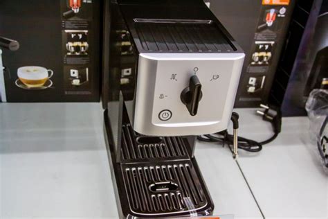 Не допускайте эти 6 ошибок при очистке кофемашины: испортите прибор ...