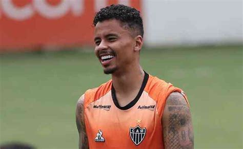 Allan Retorna Aos Treinos Do Galo Ap S Per Odo Em Isolamento Por Covid