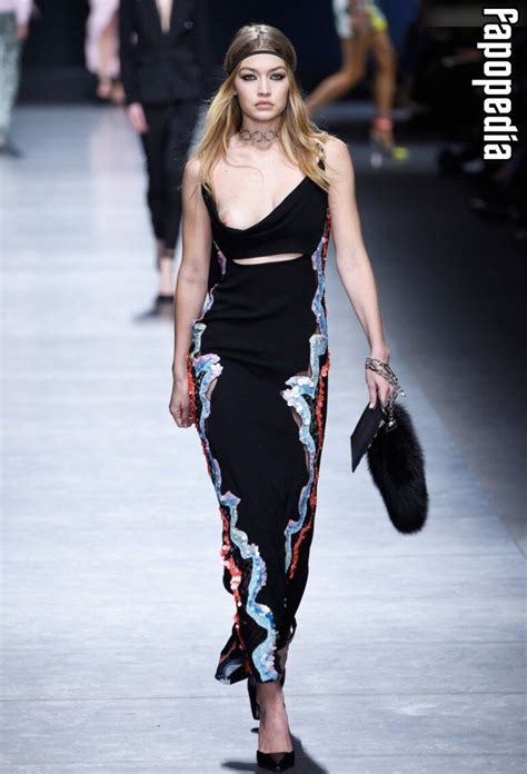 OOPS International Nude Leaks Photo Fapopedia