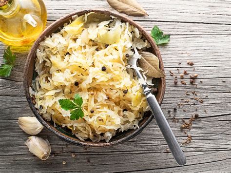 German traditional Sauerkraut » Easy German Food