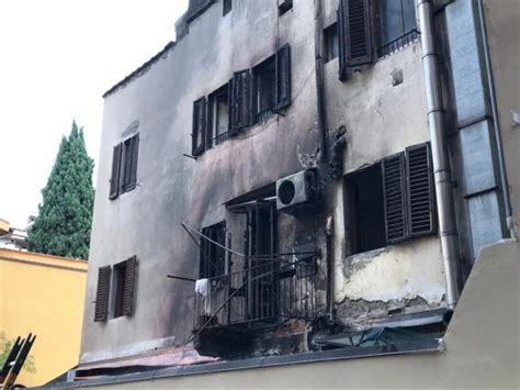 Firenze Incendio In Un Ristorante Di Viale Lavagnini Traffico Nel