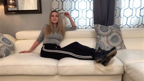 Honey Crest Porn Videos Clips Sale