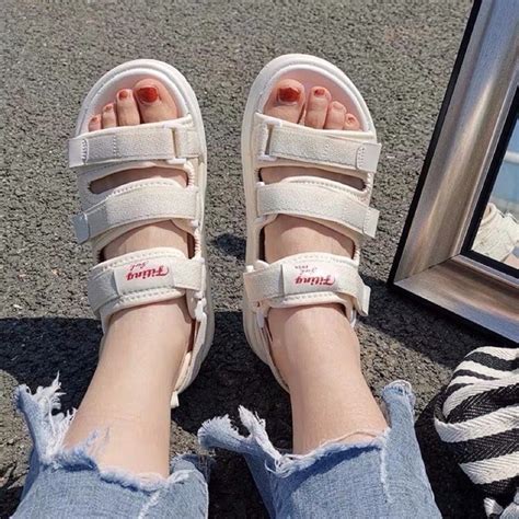 Mua CÓ SẴN Dép sandal hot hit 2020 hàn quốc 3 quai hàng chính hãng MamaShop Vn