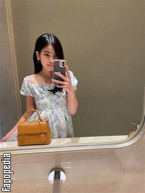 Aveline Liu Nude OnlyFans Leaks Photo 4983352 Fapopedia