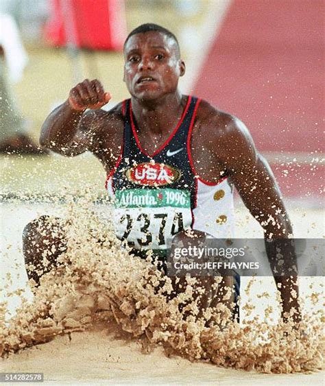 Carl Lewis Long Jump Photos and Premium High Res Pictures - Getty Images