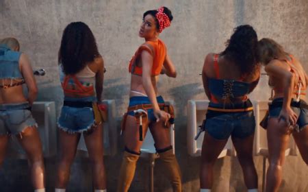 Katy Perry S Bold New Music Video For Womans World Sparks Mixed