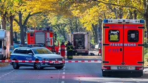 Hamburg Geiselnahme In Wandsbek Mann Verschanzt Sich In Wohnung