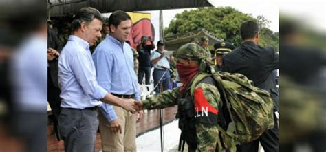 Presidente Santos Advierte Al Eln Que Se Suban Al Bus De La Paz Canal 1