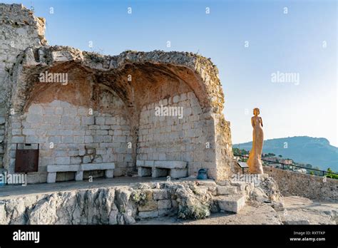 Exotic Garden Of Eze Hi Res Stock Photography And Images Alamy