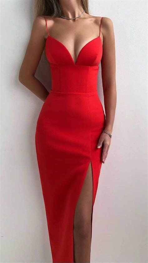 20 Stunning Outfit Ideas To Rock Your Red Dress