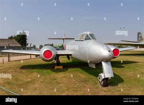 A Gloster Meteor T7 Vz634 First British Jet Fighter Newark Air