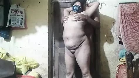 Desi Padosi Bhabhi Ke Sath Khuoob Chudai Indian Asian Porn Xhamster