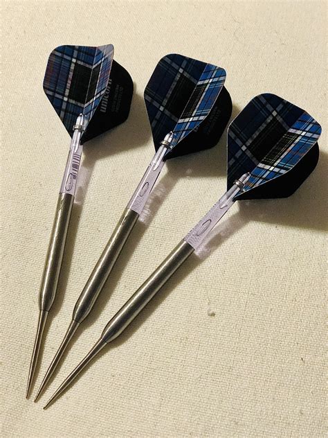 New to r/Darts. Throwing 17g Target Stephen Bunting nano grips with ...