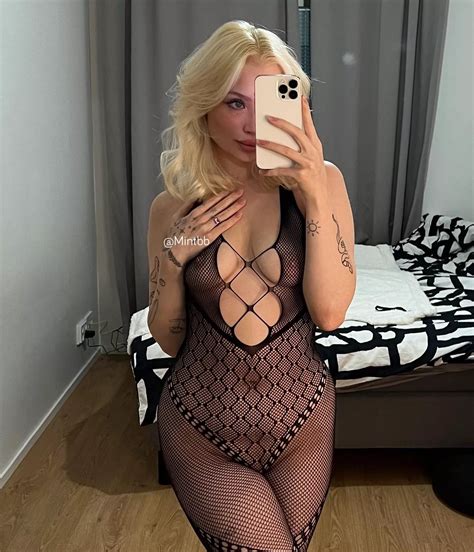 This Is Easy To Rip Off Nudes Hotstuffnsfw Nude Pics Org