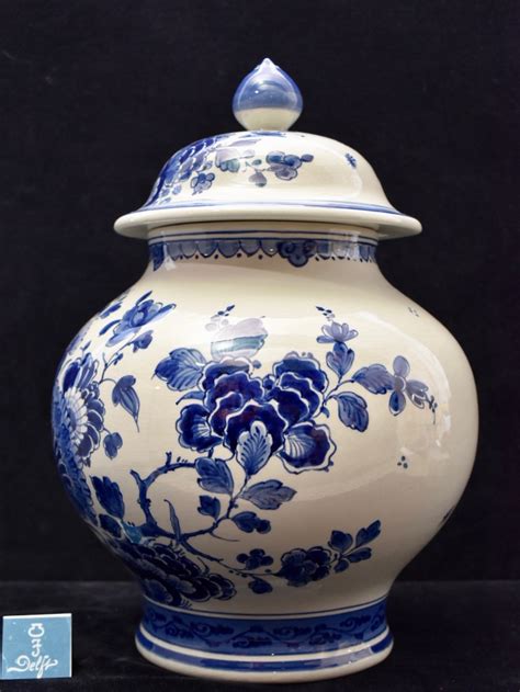 Large Bulbous Dutch Blue White Royal Delft Hand Painted Lidded Jar