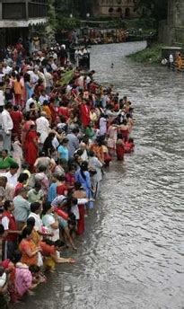 Nepal: The Wounderland: Bagmati River