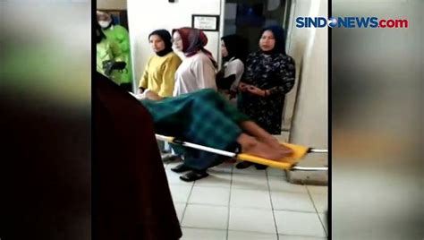 Ibu Muda Melahirkan Di Toilet Pasar Sandang Sumedang Saat Beli