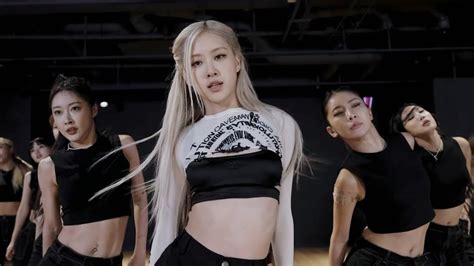 ROSÉ FANCAM FOCUS BLACKPINK PINK VENOM DANCE PRACTICE YouTube