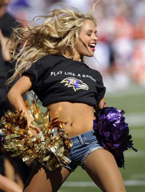 Nfl Cheerleader Tumblr Sexy Cheerleaders Hot Cheerleaders Cheerleader Girl