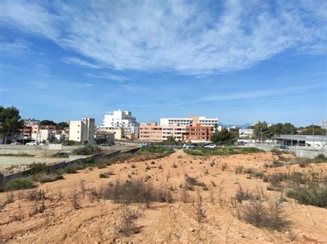 Terreno En Venta En Calle Bellavista H Ses Cadenes Arenal Palma